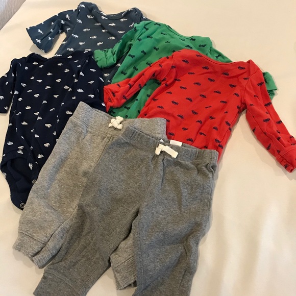 ‼️KIDS SALE‼️ 6m Carter’s Bundle! Six pieces - Picture 2 of 12